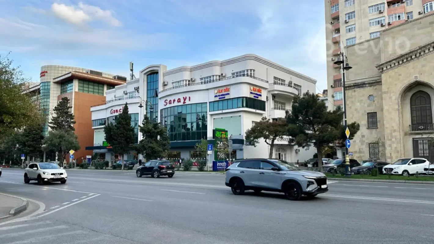 Satılır 2 otaqlı köhnə tikili 50 m²