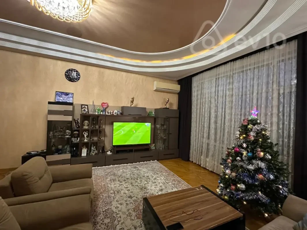 Satılır 3 otaqlı yeni tikili 100 m²