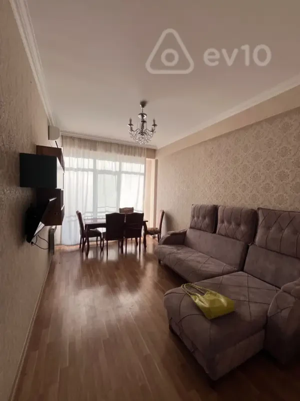 Kirayə verilir 2 otaqlı yeni tikili 50 m²