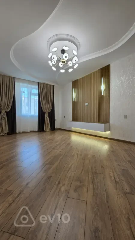 Satılır 2 otaqlı yeni tikili 70 m²