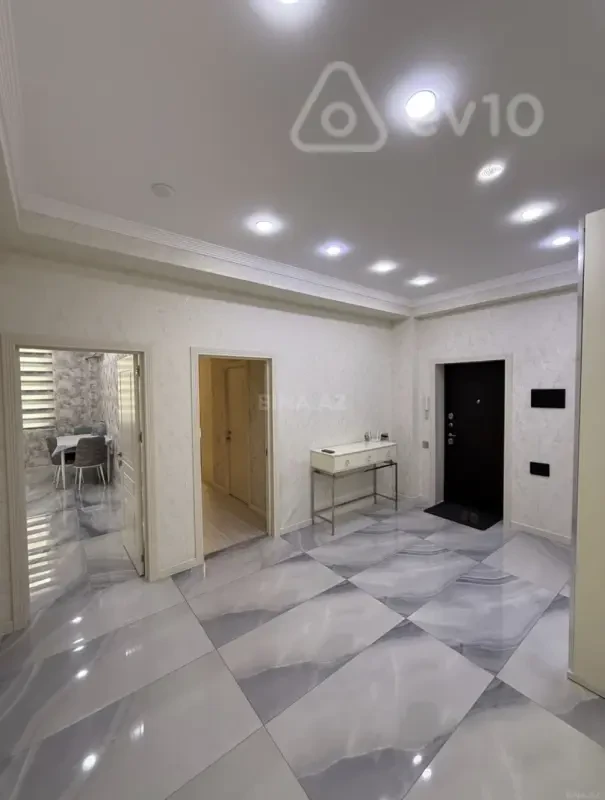Satılır 3 otaqlı yeni tikili 100 m²