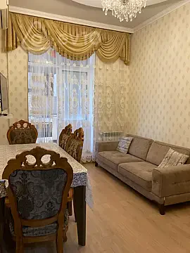 Kirayə verilir 3 otaqlı köhnə tikili 70 m² — Bakı, Nəsimi 3 otaq 70.00 m²