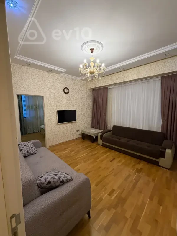 Kirayə verilir 2 otaqlı yeni tikili 60 m²