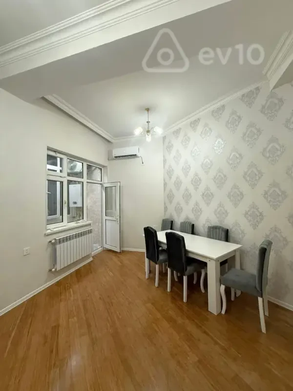 Kirayə verilir 2 otaqlı yeni tikili 80 m²
