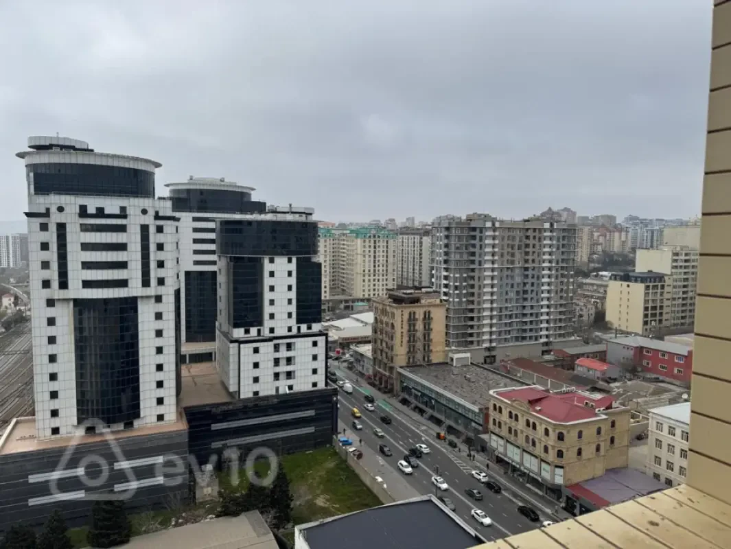 Satılır 3 otaqlı yeni tikili 158 m²