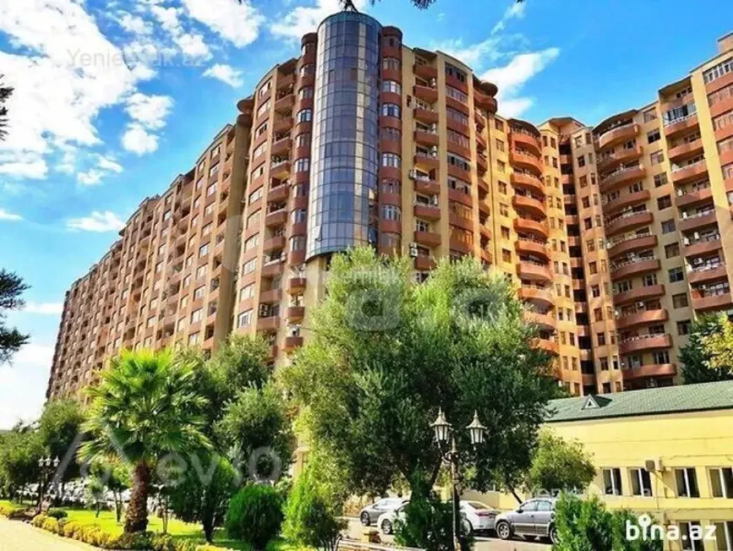 Kirayə verilir 2 otaqlı yeni tikili 65 m²