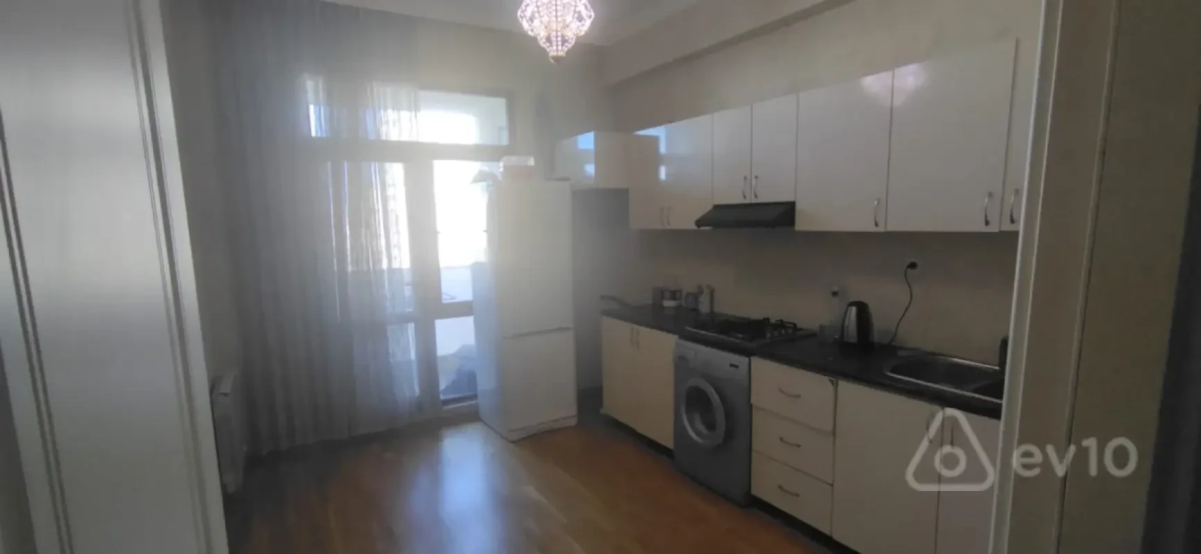 Kirayə verilir 2 otaqlı yeni tikili 89 m²