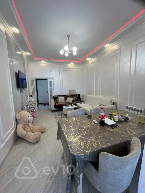 Kirayə verilir 3 otaqlı yeni tikili 72 m²