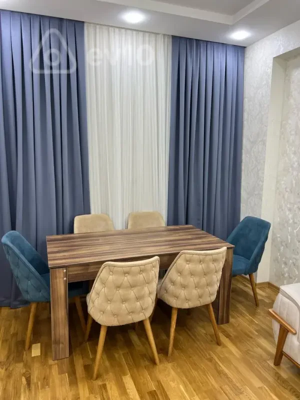 Kirayə verilir 2 otaqlı yeni tikili 50 m²