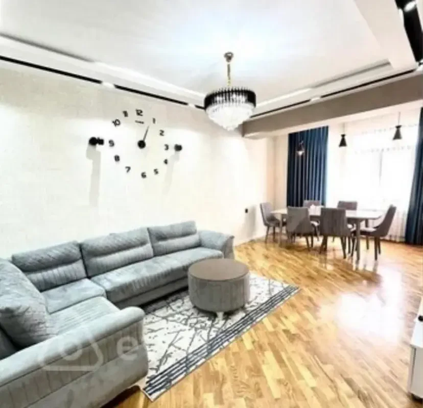 Kirayə verilir 3 otaqlı yeni tikili 100 m²