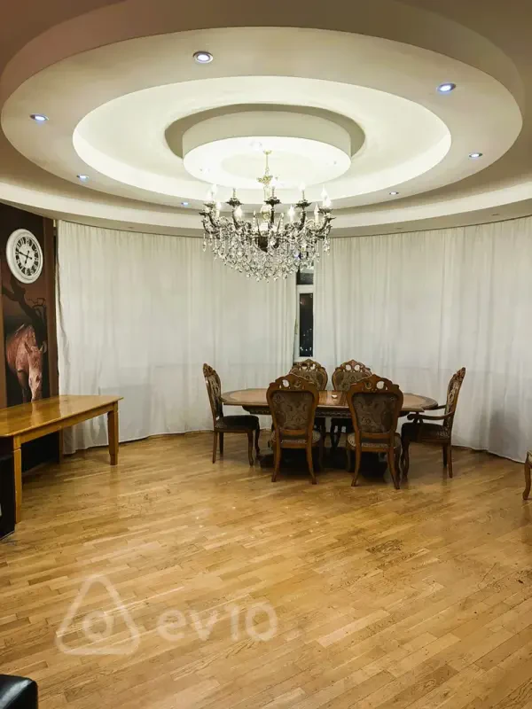 Kirayə verilir 2 otaqlı yeni tikili 90 m²