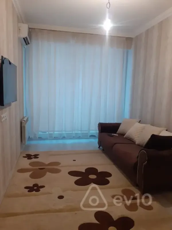 Kirayə verilir 2 otaqlı yeni tikili 55 m²