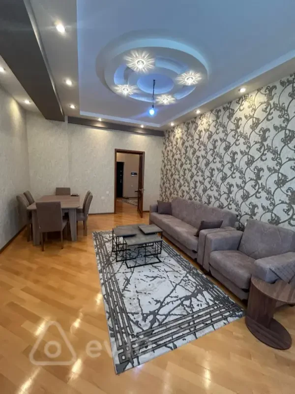 Kirayə verilir 3 otaqlı yeni tikili 116 m²
