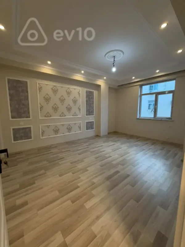 Satılır 2 otaqlı yeni tikili 44 m²