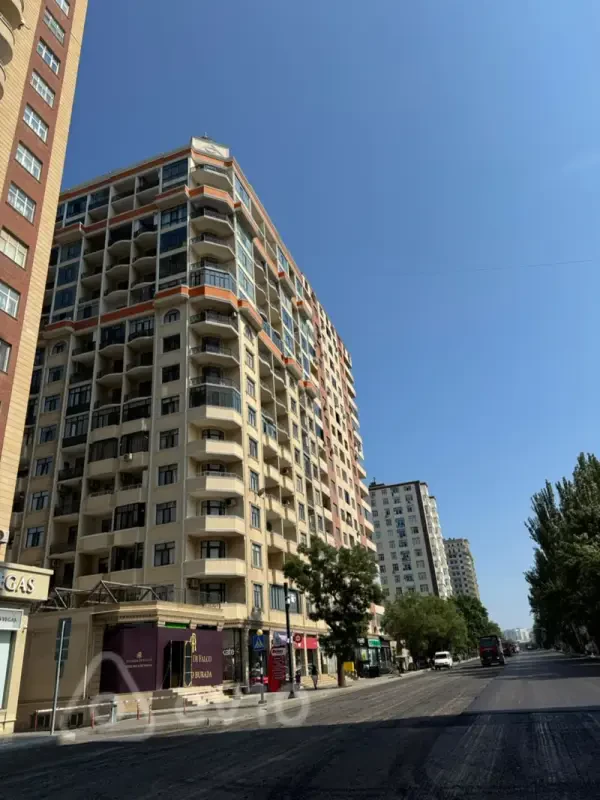 Satılır 4 otaqlı yeni tikili 227 m²