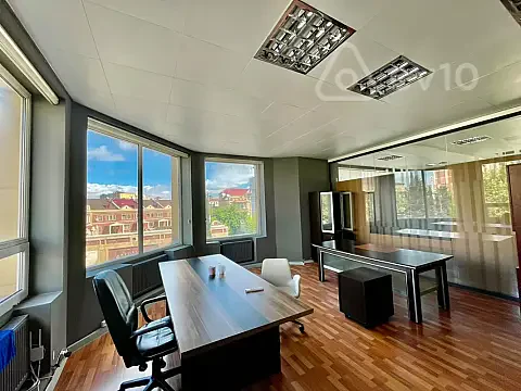 Kirayə verilir 4 otaqlı ofis 90 m² — Bakı, Nərimanov 4 otaq 90.00 m²