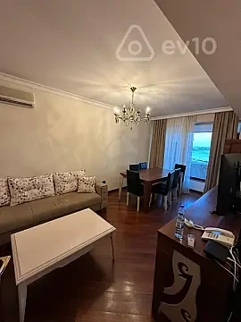 Kirayə verilir 3 otaqlı köhnə tikili 130 m² — Bakı, Nərimanov 3 otaq 130.00 m²