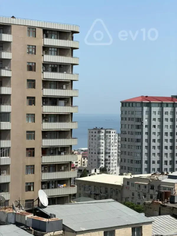 Kirayə verilir 4 otaqlı yeni tikili 156 m²