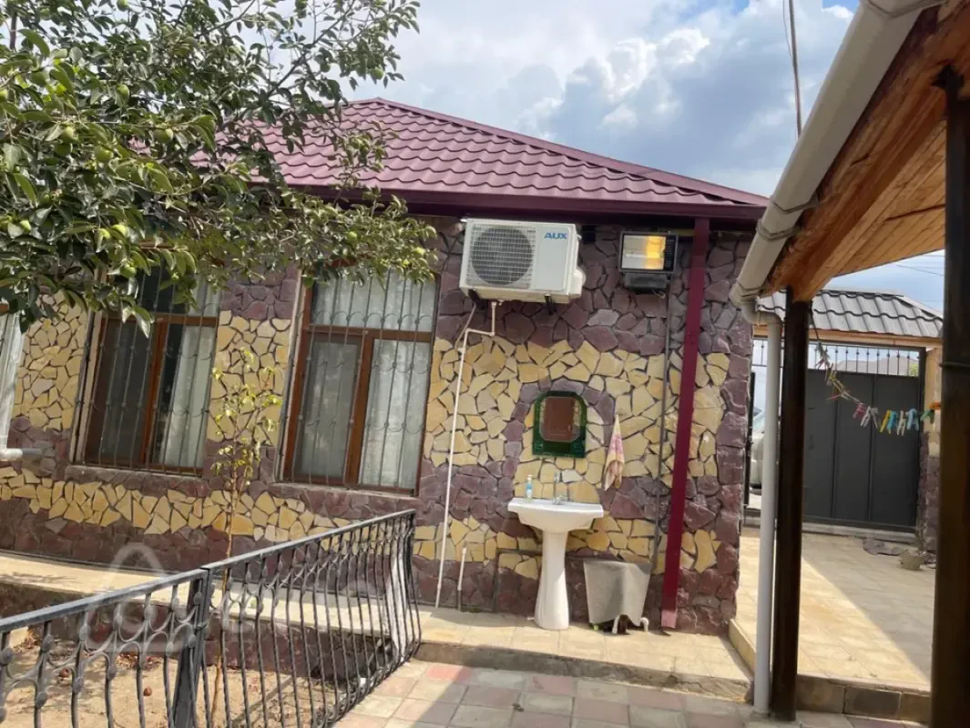 Satılır 3 otaqlı həyət evi 70 m²