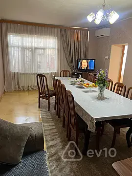 Satılır 3 otaqlı həyət evi 100 m² — Bakı, Səbail 3 otaq 100.00 m²