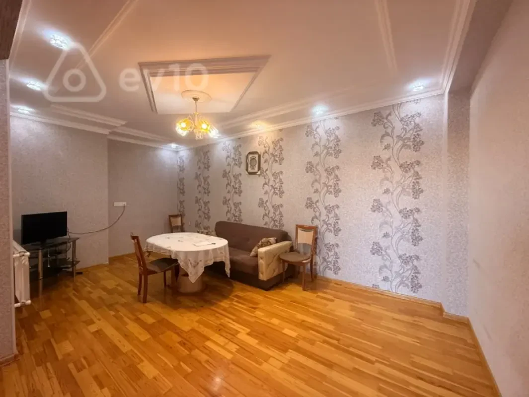 Kirayə verilir 3 otaqlı yeni tikili 94 m²