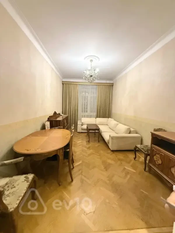 Kirayə verilir 3 otaqlı köhnə tikili 73 m²
