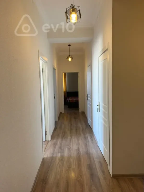Kirayə verilir 3 otaqlı yeni tikili 80 m²
