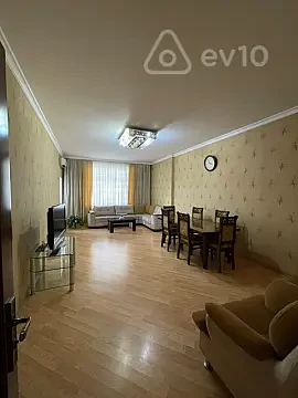 Kirayə verilir 3 otaqlı yeni tikili 140 m² — Bakı, Nərimanov 3 otaq 140.00 m²