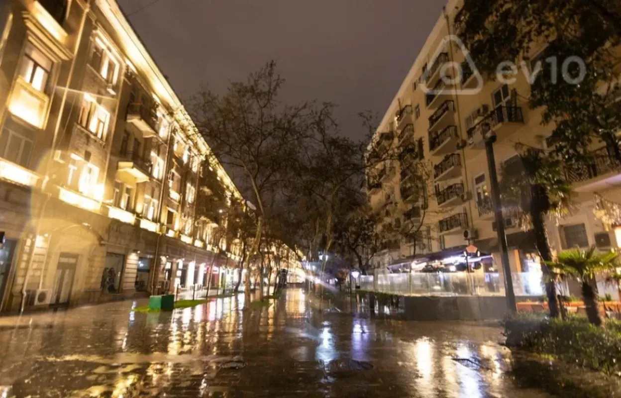 Kirayə verilir 3 otaqlı köhnə tikili 80 m²