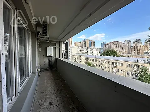 Satılır 3 otaqlı köhnə tikili 98 m² — Bakı, Nəsimi 3 otaq 98.00 m²