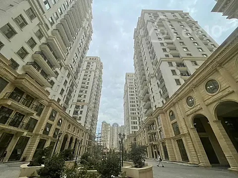 Satılır 3 otaqlı yeni tikili 150 m² — Bakı, Suraxanı 3 otaq 150.00 m²