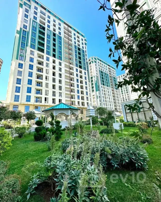 Satılır 4 otaqlı yeni tikili 219 m²