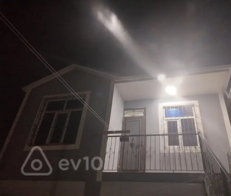 Kirayə verilir 3 otaqlı həyət evi 55 m²