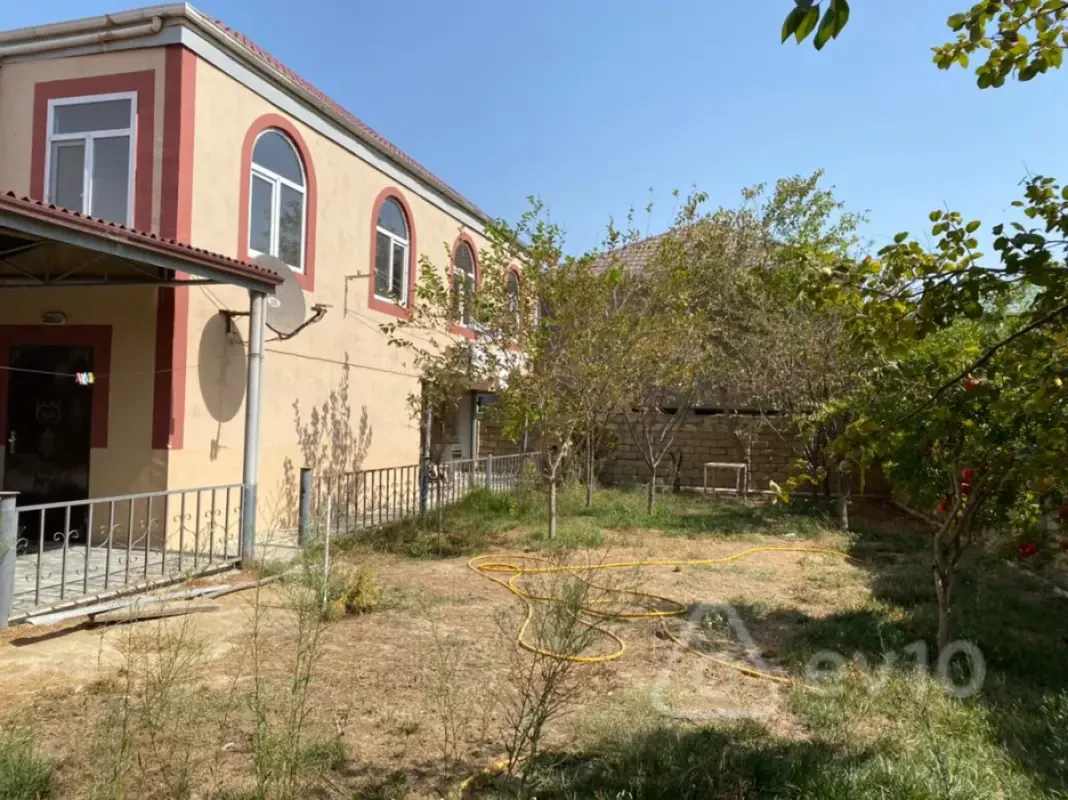 Kirayə verilir 3 otaqlı həyət evi 130 m²