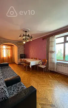 Kirayə verilir 2 otaqlı köhnə tikili 45 m² — Bakı, Nərimanov 2 otaq 45.00 m²