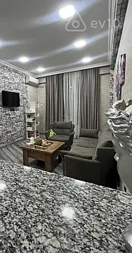 Kirayə verilir 2 otaqlı köhnə tikili 75 m² — Bakı, Xətai 2 otaq 75.00 m²