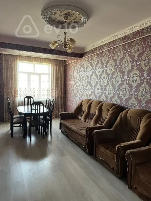 Kirayə verilir 2 otaqlı yeni tikili 60 m²