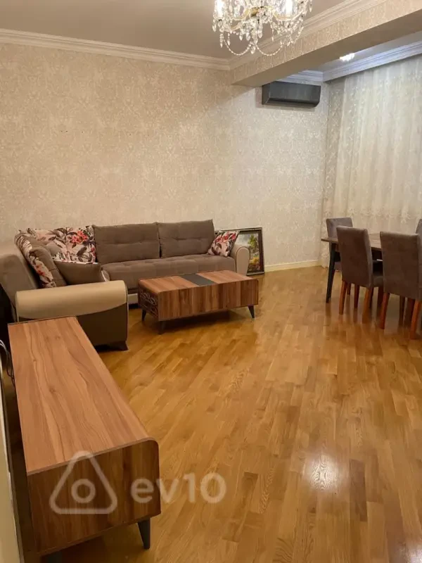 Kirayə verilir 3 otaqlı yeni tikili 146 m²