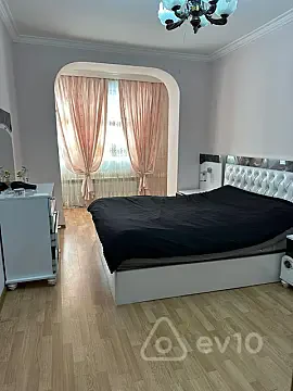Kirayə verilir 2 otaqlı köhnə tikili 71 m² — Xırdalan 2 otaq 71.00 m²