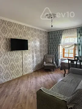 Kirayə verilir 2 otaqlı köhnə tikili 61 m² — Bakı, Binəqədi 2 otaq 61.00 m²