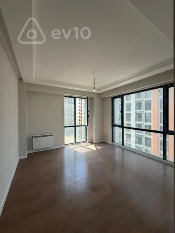 Satılır 2 otaqlı köhnə tikili 62.3 m²