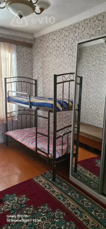 Kirayə verilir 2 otaqlı həyət evi 60 m²