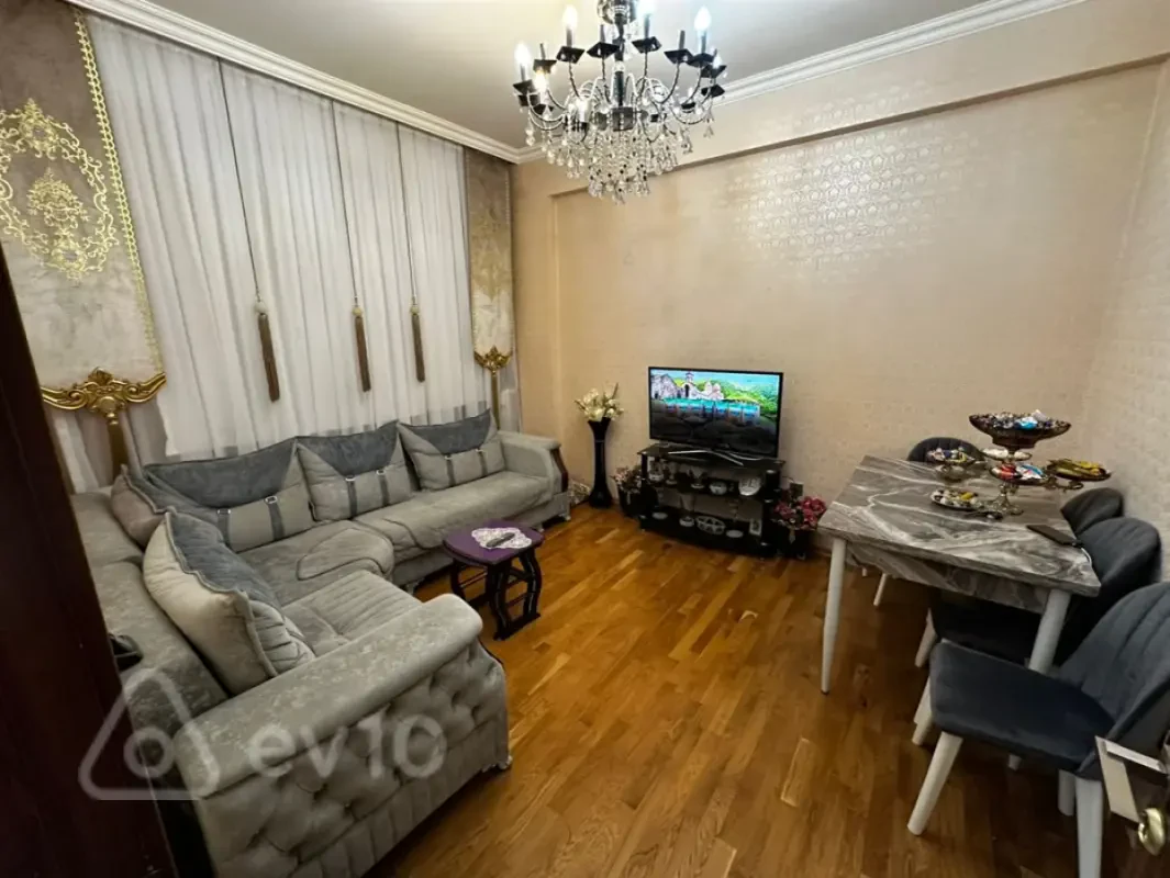 Satılır 2 otaqlı yeni tikili 45 m²