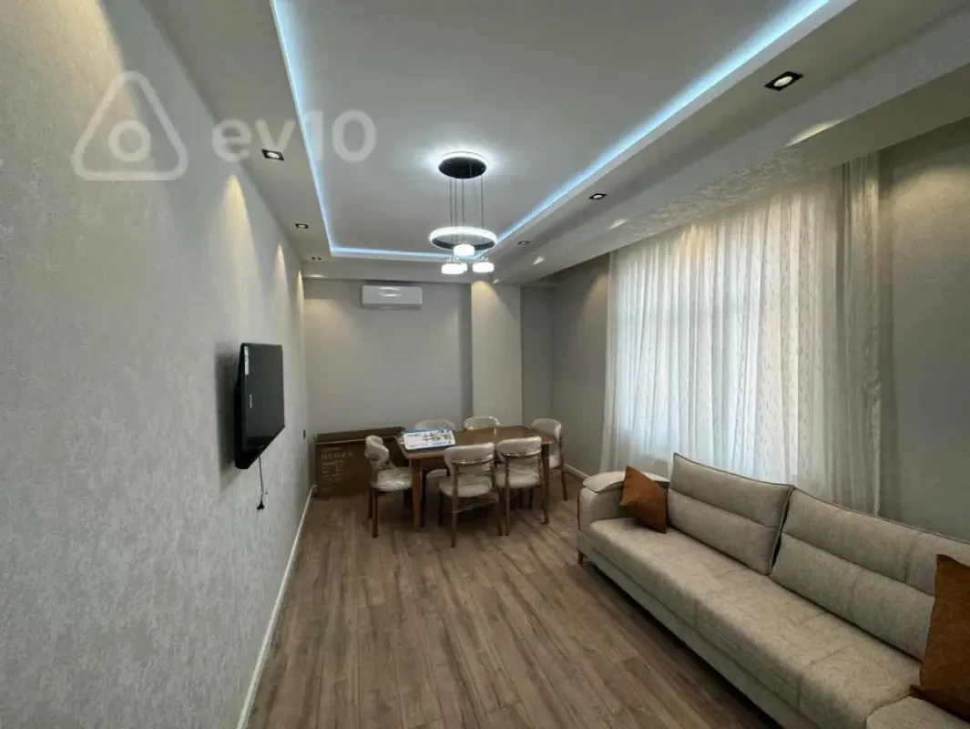 Kirayə verilir 2 otaqlı yeni tikili 80 m²