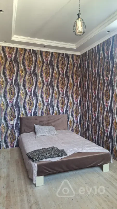 Kirayə verilir 2 otaqlı həyət evi 60 m²