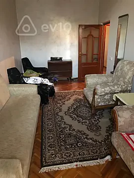 Satılır 3 otaqlı köhnə tikili 90 m² — Bakı, Nərimanov 3 otaq 90.00 m²