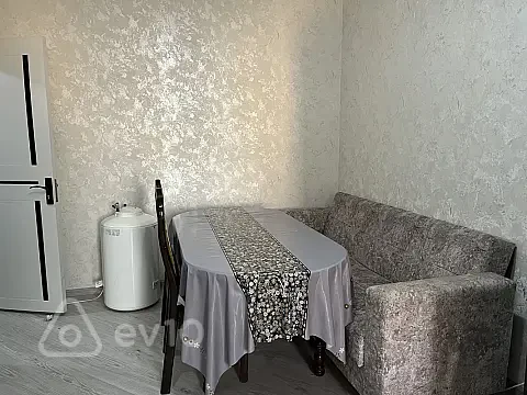 Kirayə verilir 2 otaqlı köhnə tikili 50 m² — Bakı, Yasamal 2 otaq 50.00 m²
