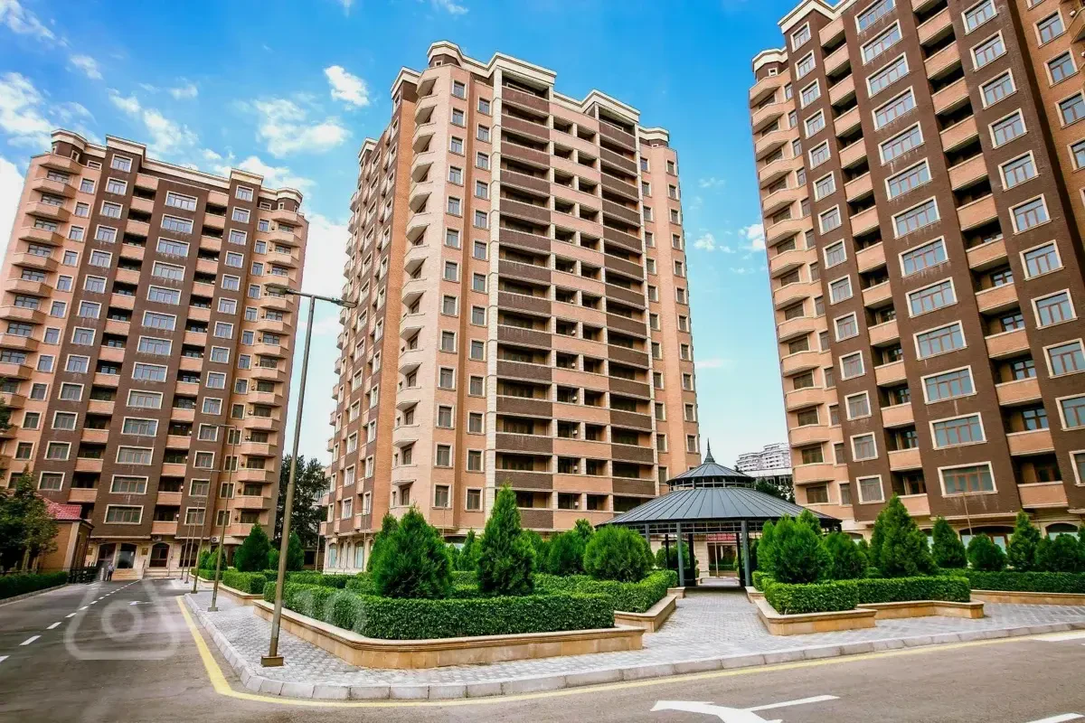 Satılır 4 otaqlı yeni tikili 186 m²