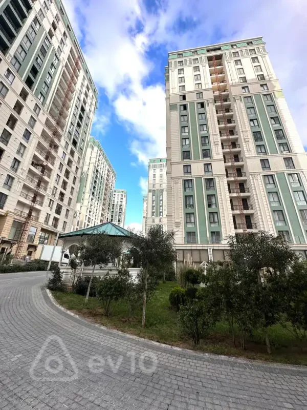 Kirayə verilir 2 otaqlı yeni tikili 65 m²
