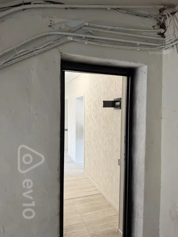 Satılır 3 otaqlı köhnə tikili 72 m²